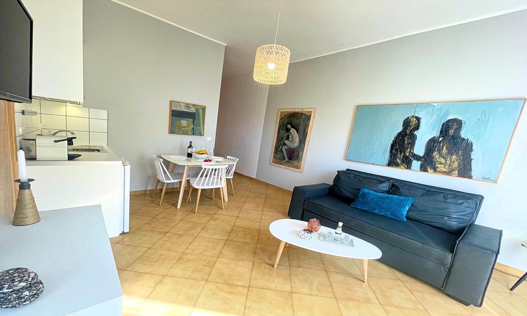 Art Apartment Palaiochora Exterior photo